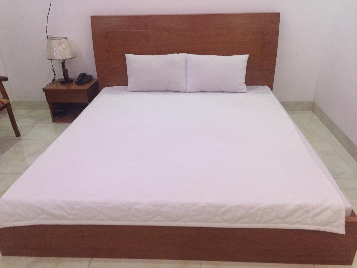 Hotel Hoang Dung Kinh Dinh Exteriör bild