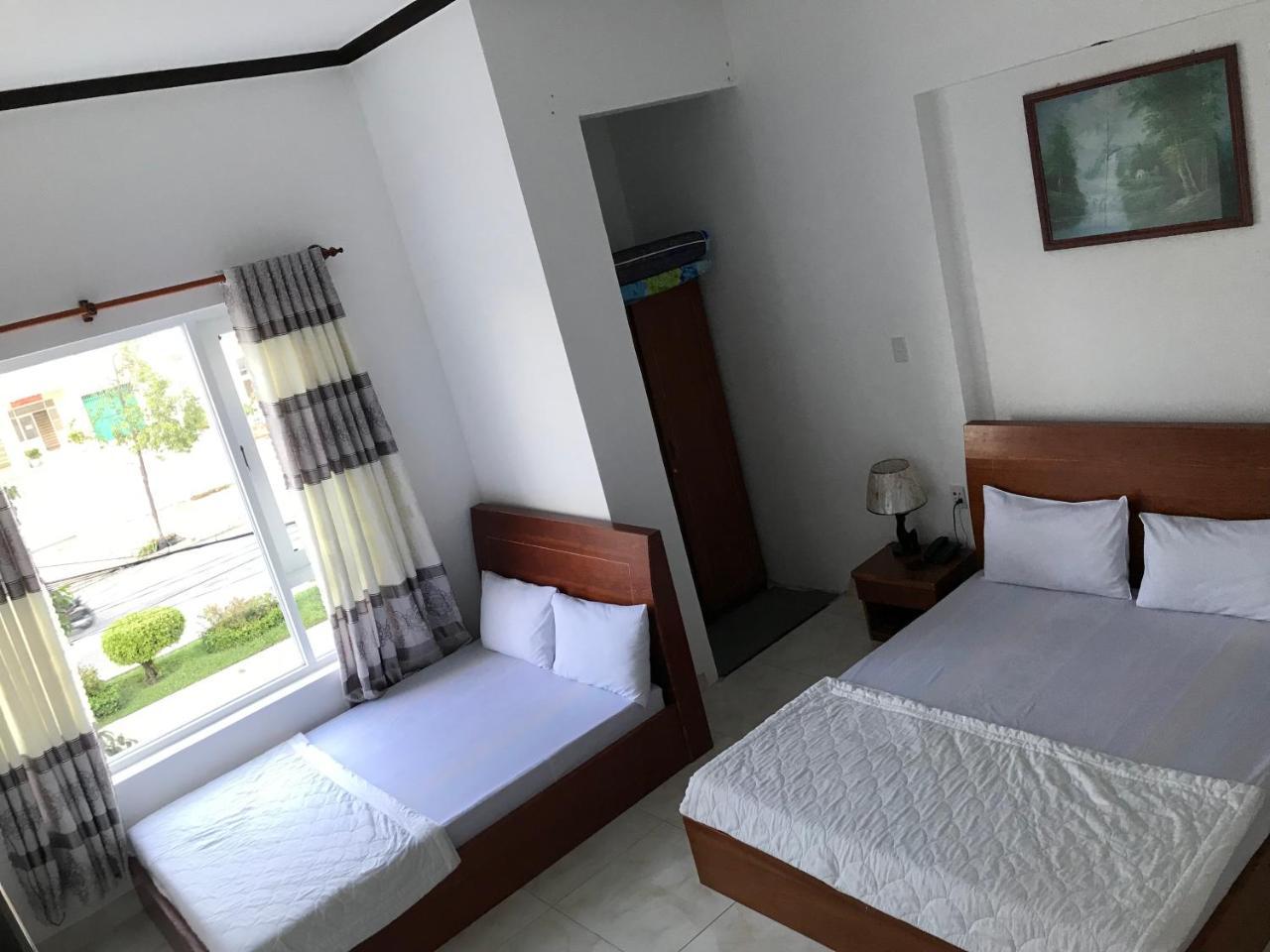 Hotel Hoang Dung Kinh Dinh Exteriör bild