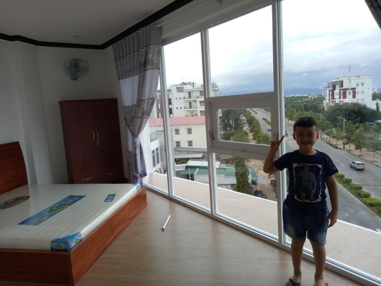 Hotel Hoang Dung Kinh Dinh Exteriör bild