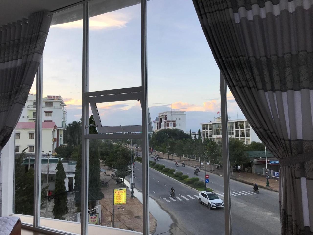 Hotel Hoang Dung Kinh Dinh Exteriör bild