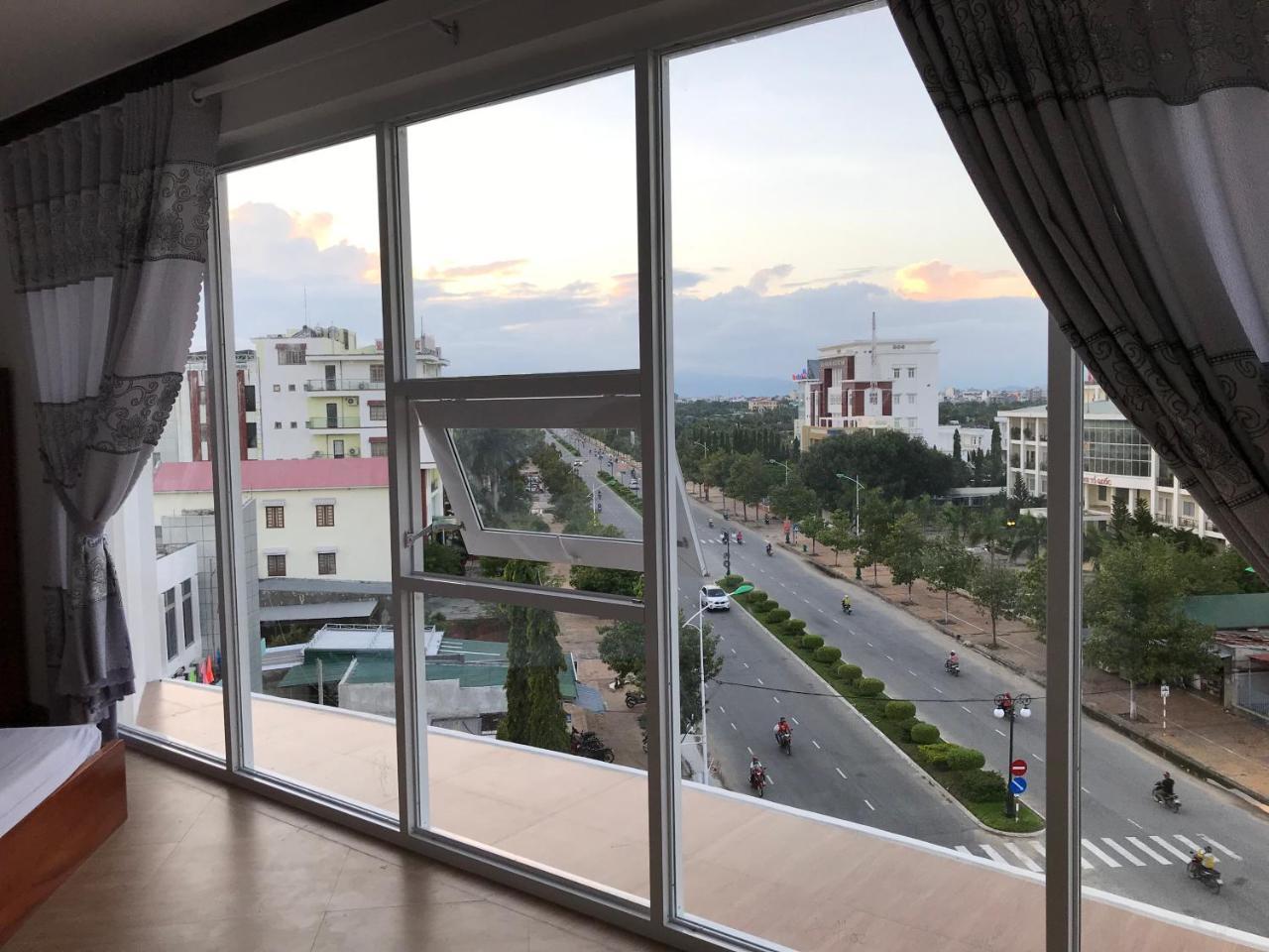 Hotel Hoang Dung Kinh Dinh Exteriör bild