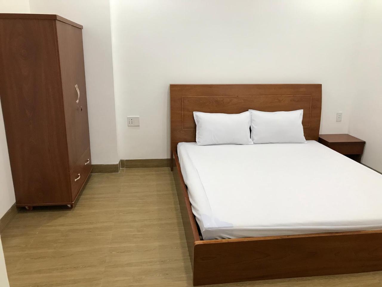 Hotel Hoang Dung Kinh Dinh Exteriör bild
