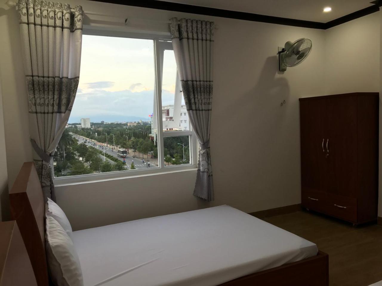 Hotel Hoang Dung Kinh Dinh Exteriör bild